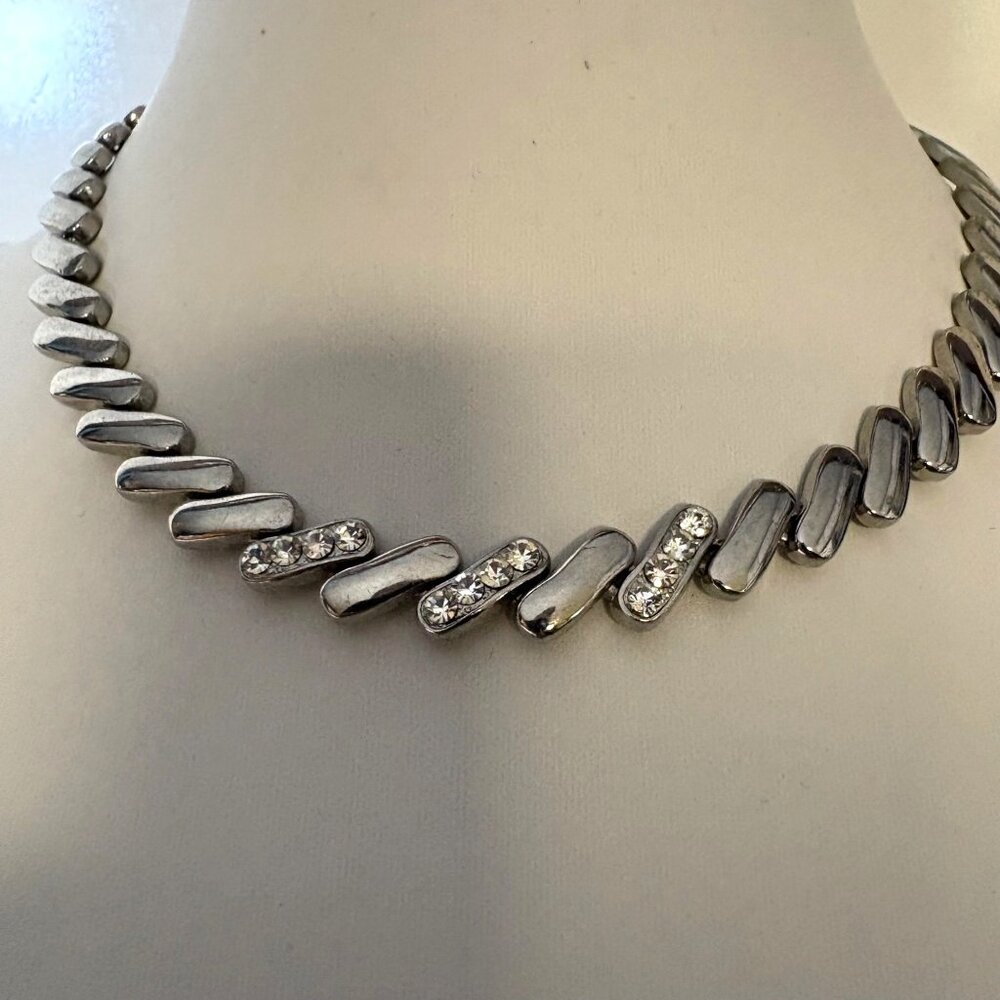 Silver Tone Rhinestone Accent Slant Bar Link Necklace Elegant Classic 17 in